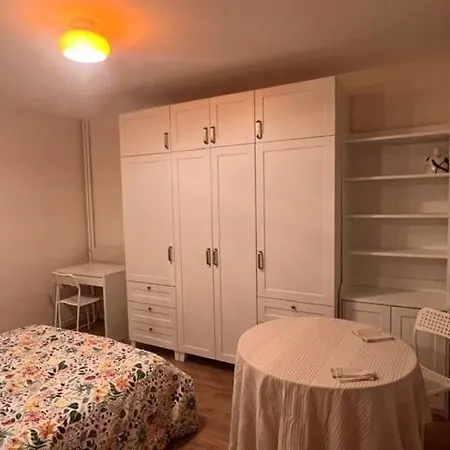 Le Petit Cocon De Rueil, Cosy A 5 Min Du Rer A رويل-مالميزون