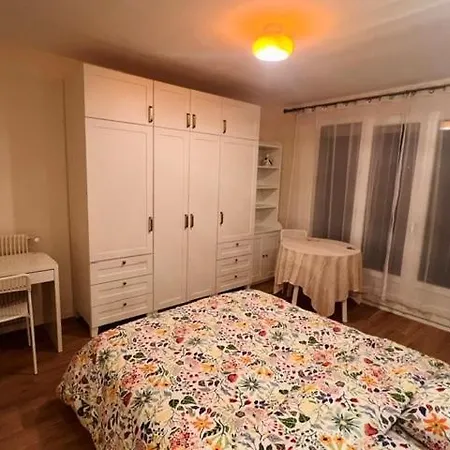 Le Petit Cocon De Rueil, Cosy A 5 Min Du Rer A 吕埃尔-马尔迈松